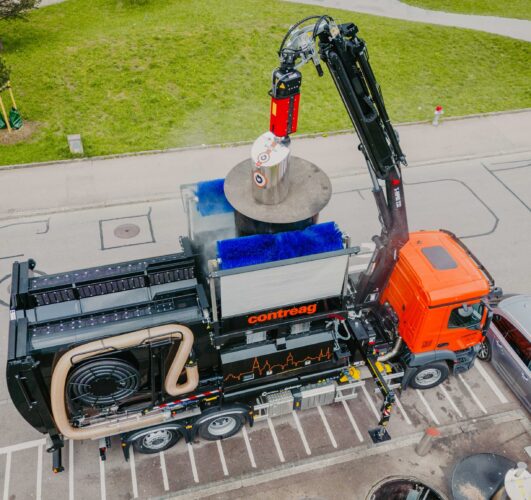 Unterflurcontainer-Reinigung Fahrzeug von oben